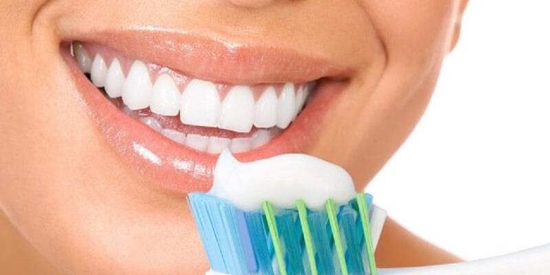 Diş nasıl fırçalanır? Doğru diş fırçalama tekniği nedir?